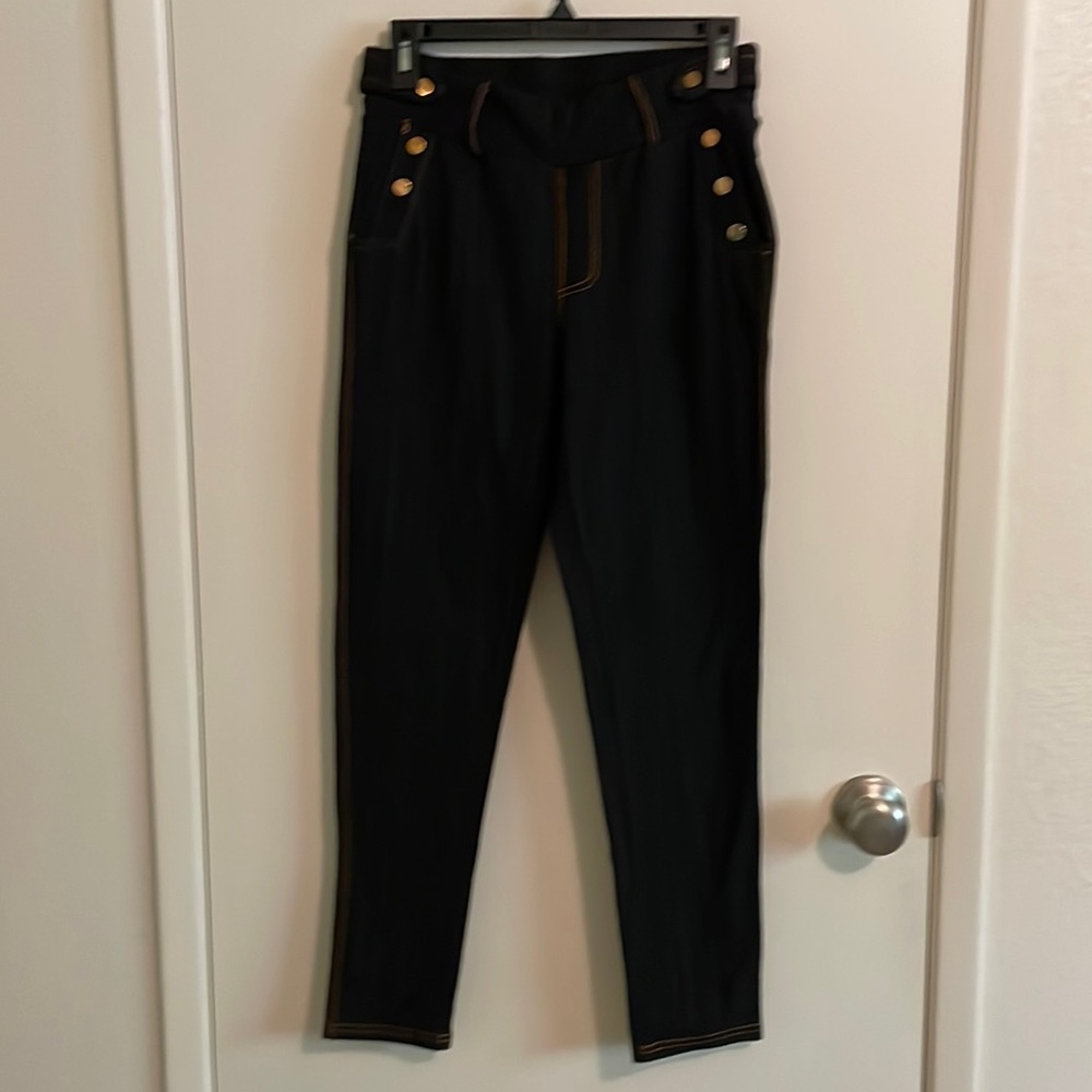 Women’s Casual Pants